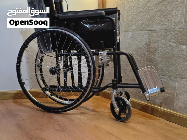 كرسي متحرك طبي قابل للطي بجودة ومواصفات عالية (wheelchair )
