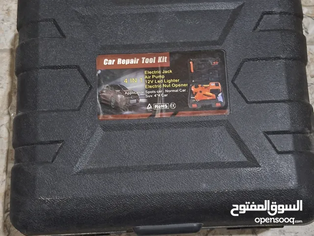 جك كهربائي يفيد الحالات رفع السيارات مثلاً البنجر