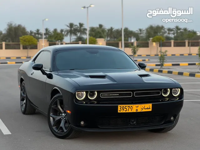 2017 DODGE CHALLENGER SXT