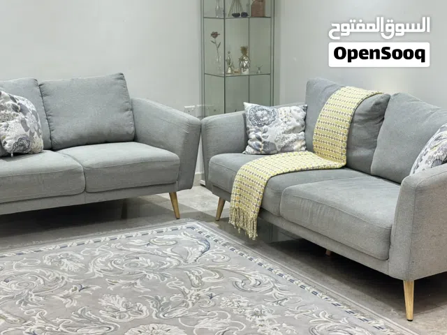 كنبات نظيفة جدا راقيه من هوم سنتر مستخدمة فترة بسيطه