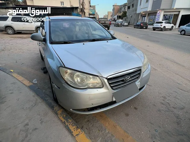 Used Hyundai Avante in Tripoli