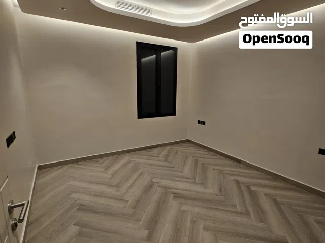400 m2 More than 6 bedrooms Villa for Rent in Farwaniya Khaitan