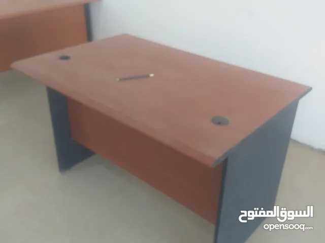 طولات مكتبية وكراسي للبيع