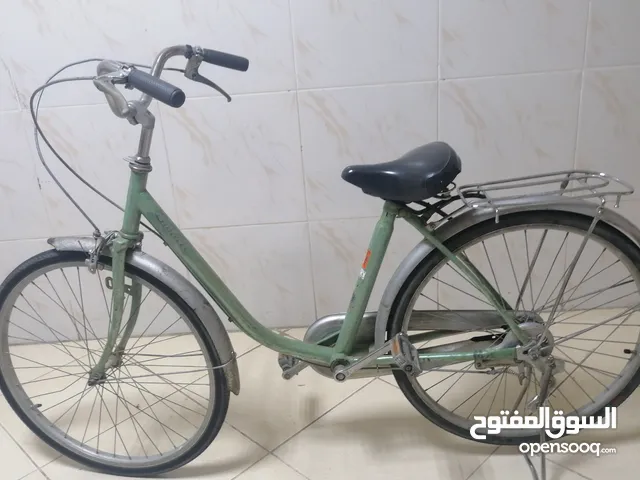 دراجة هوائية متوسطة الحجم