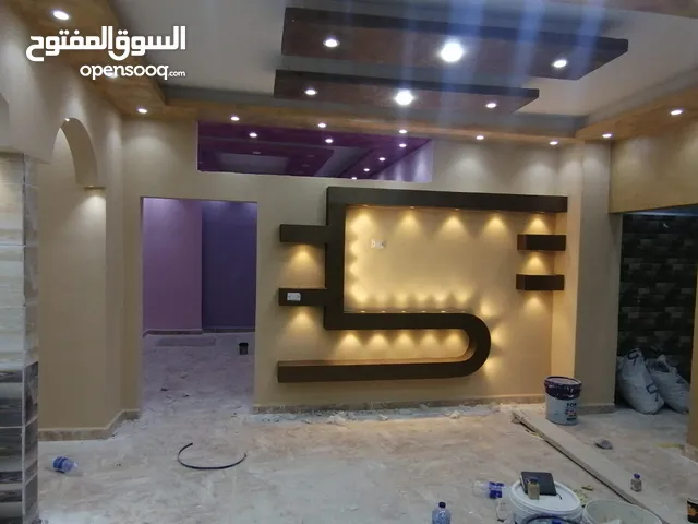 147 m2 3 Bedrooms Apartments for Sale in Salt Al NAqab