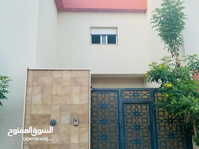 177 m2 More than 6 bedrooms Townhouse for Sale in Tripoli Abu Saleem