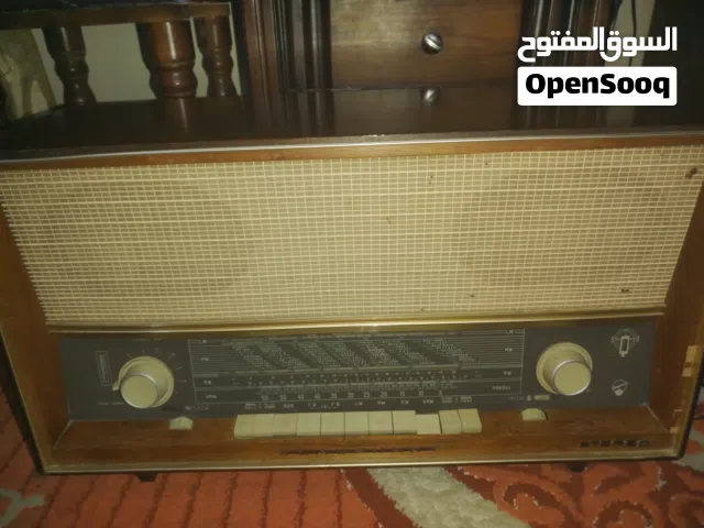 راديو قديم لمبات  انتيكه(بلوبانكت) ألماني