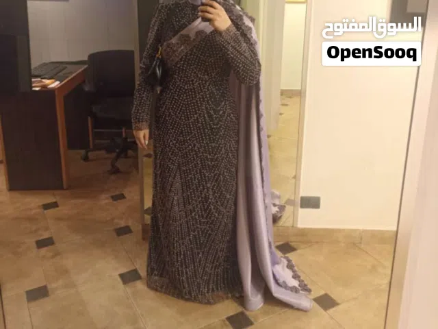فستان اسود وطقم بيبي بلو وفستان حنة