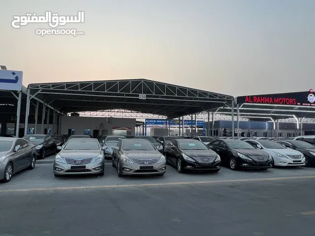 معرض سيارات