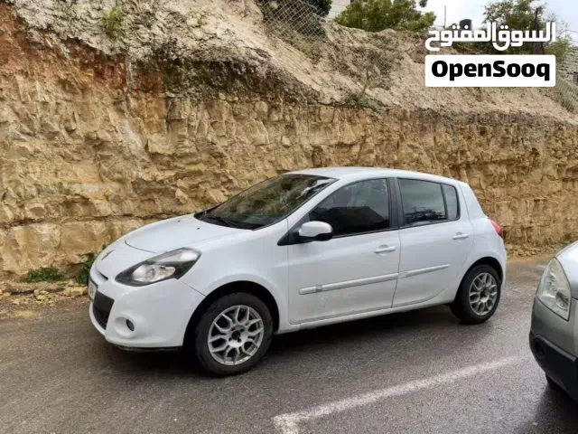 2012 Renault Clio Standard