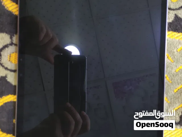 ايباد برو M4