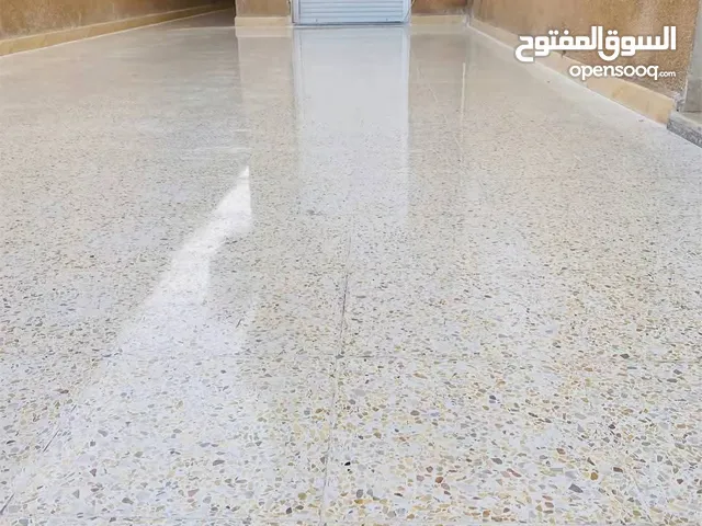 جلي وتلميع البلاط والرخام والبازلت والصبه الاسمنتيه وتنضيف السيراميك والبورسلان