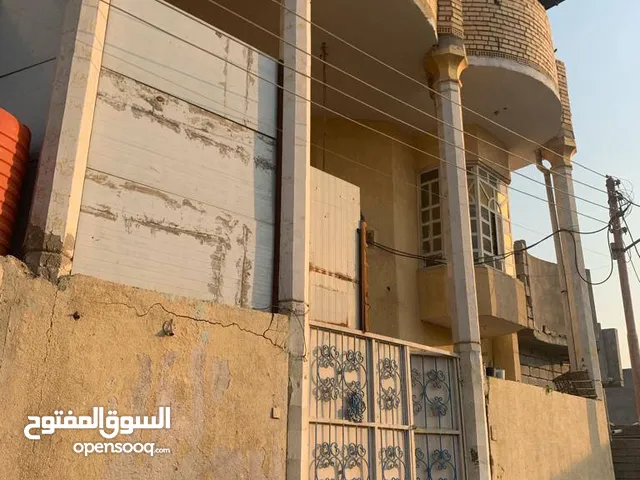 180 m2 More than 6 bedrooms Townhouse for Sale in Basra Abu Al-Khaseeb