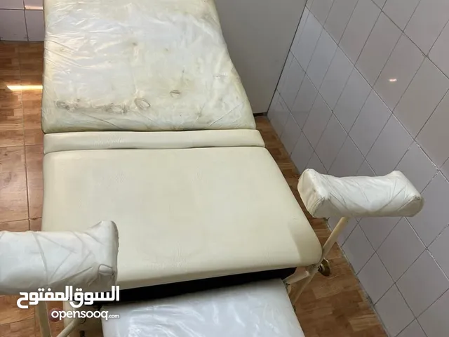 اثاث لتجهيز عيادة