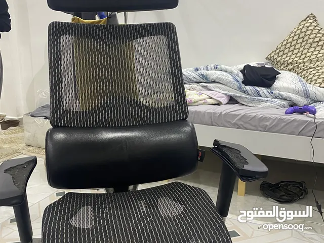 Other Chairs & Desks in Al Jahra