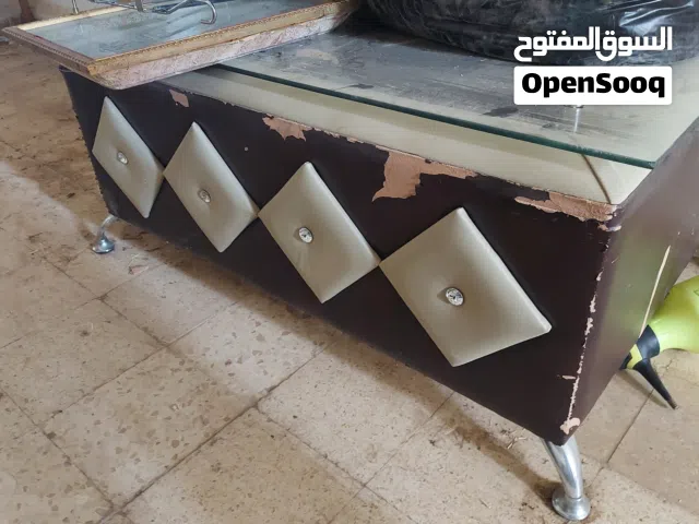ادوات واثاث للبيع وممكن البدل