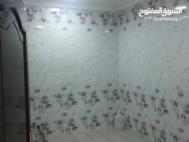 180 m2 4 Bedrooms Apartments for Rent in Al Madinah Shuran
