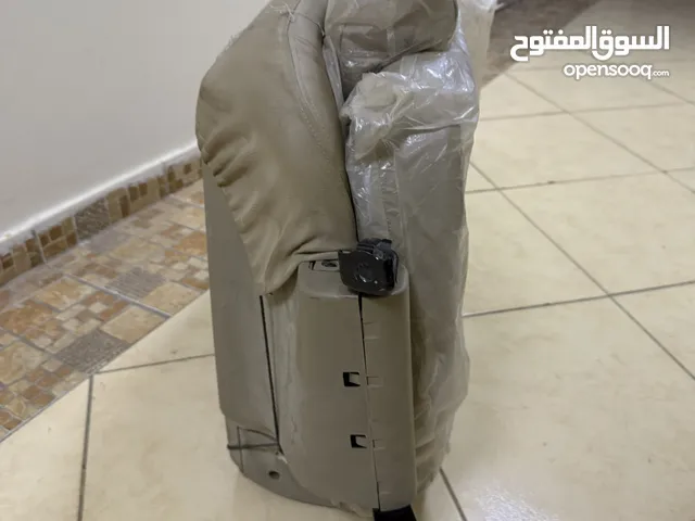 كرسي جديد بكسيه استعمال خفيف مرره