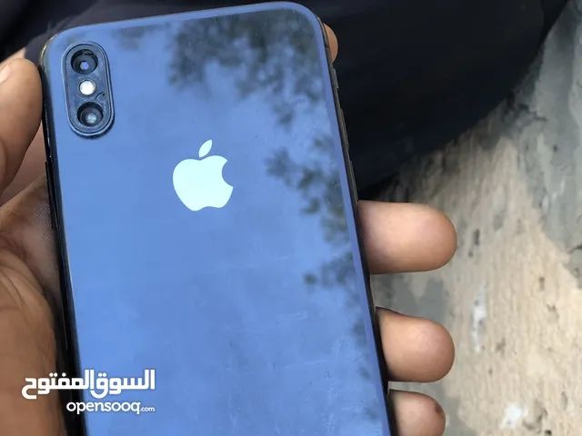 Apple iPhone X 64 GB in Tripoli