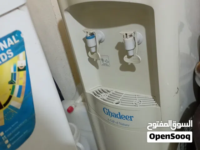 كولر ماء فاميلي نظيف مافي ولا اي خدش أو صدأ للبيع 50 دينار السلط
