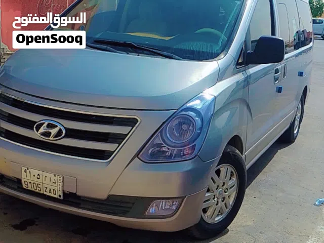 توصيل طلاب موضفات