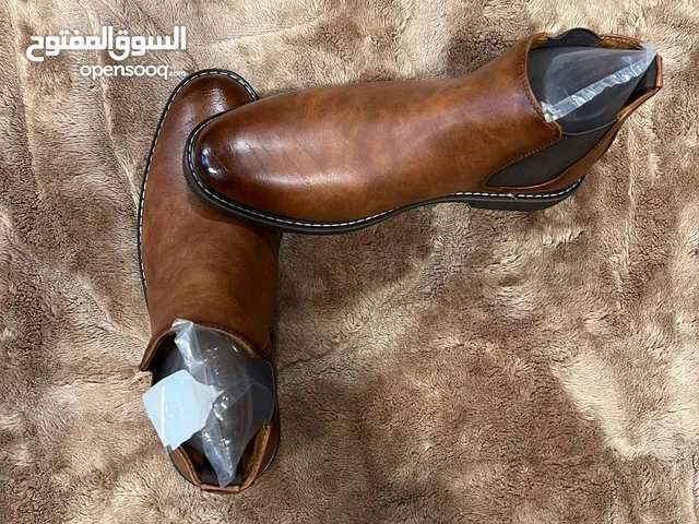 40 Casual Shoes in Basra