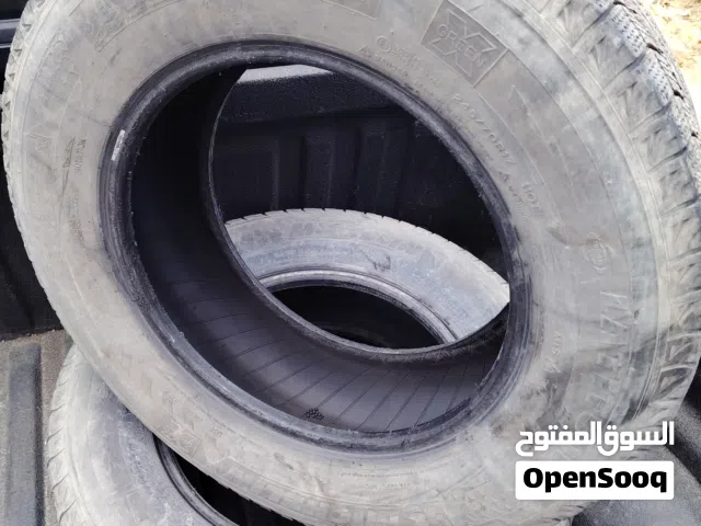 قومات 17/70/245 الطرف 70 د
