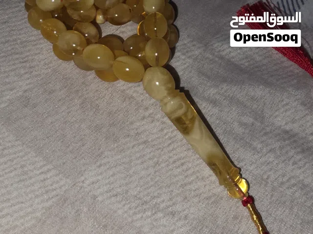 سبحة من الكهرمان الطبيعي الحر قديم