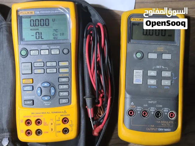 FLUKE CALIBRATOR 726 + 715