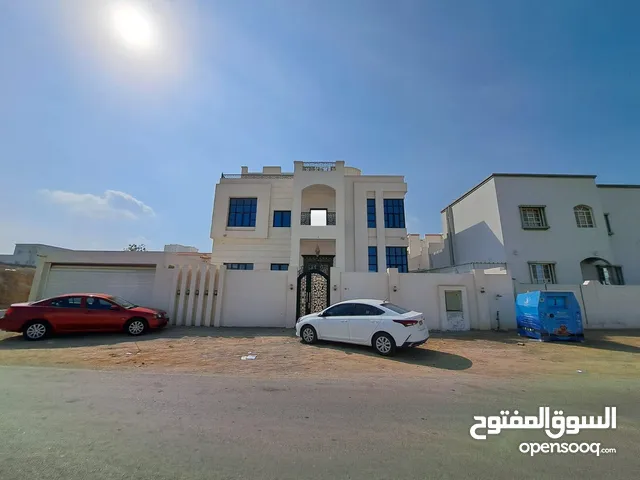 685 m2 More than 6 bedrooms Villa for Sale in Muscat Al Maabilah