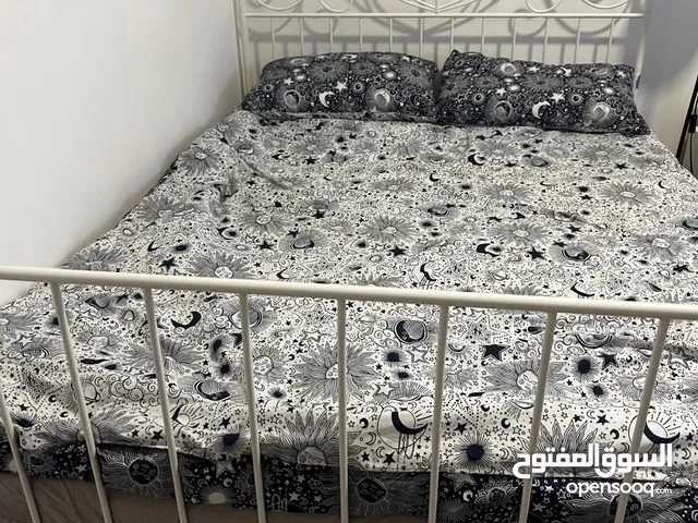 غرفة نوم ايكيا للبيع