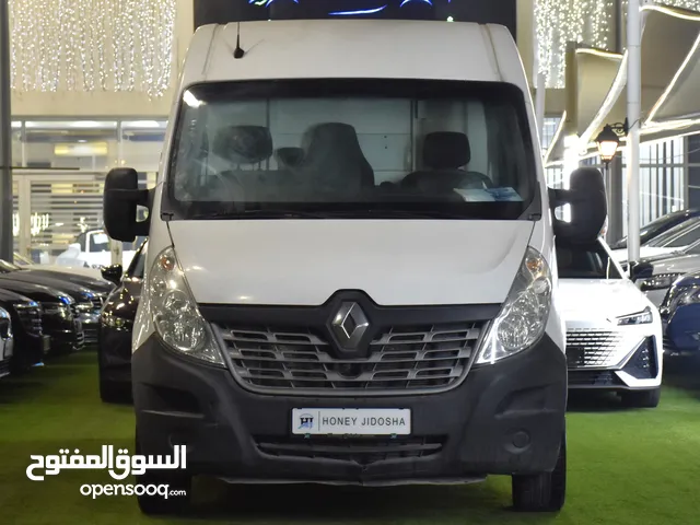 Renault Master ( 2020 Model ) in White Color GCC Specs