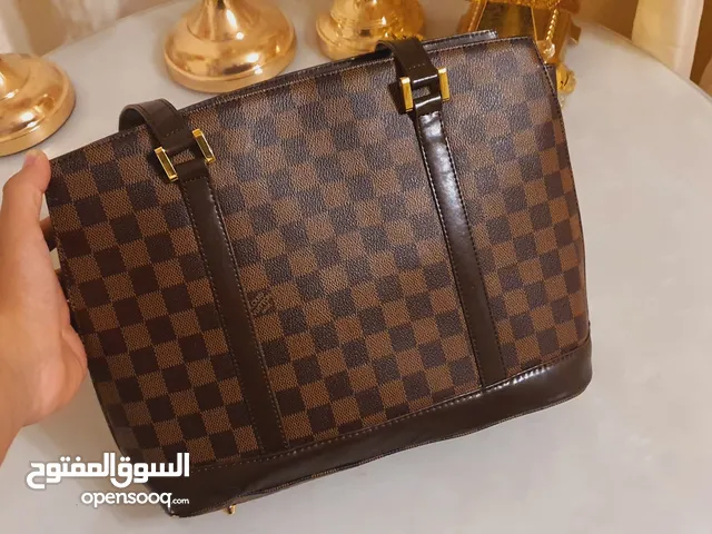 brown Louis Vuitton for sale  in Mafraq