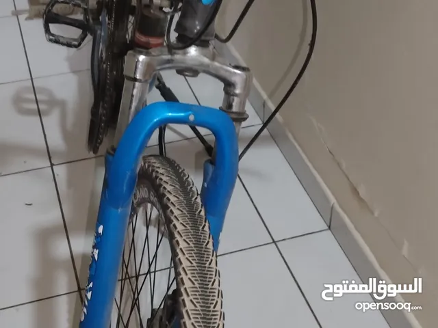 لاند روفر دراجة جبلية 2021