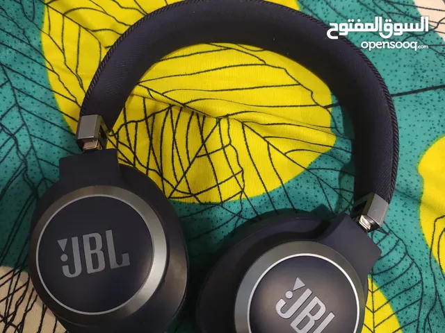 JBL live 770nc headset 1month used only