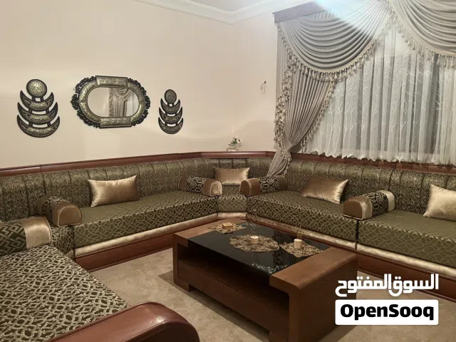 شقة ارضية للبيع في شارع الخلاطات