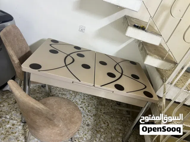 ميز طعام للبيع