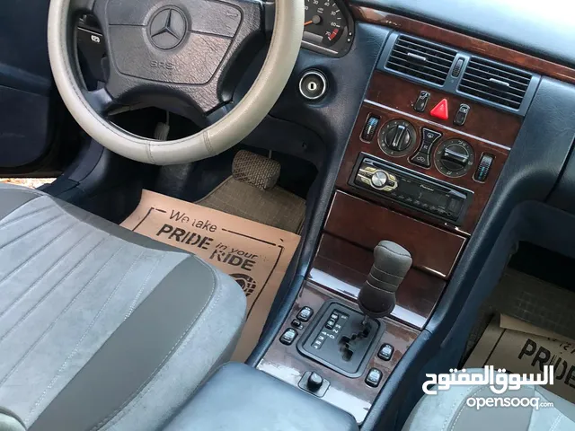 للبيع مرسيدس  E230