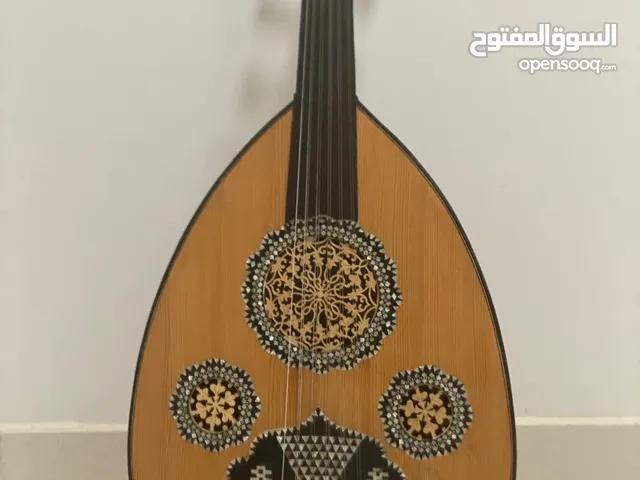 آلة العود مصري