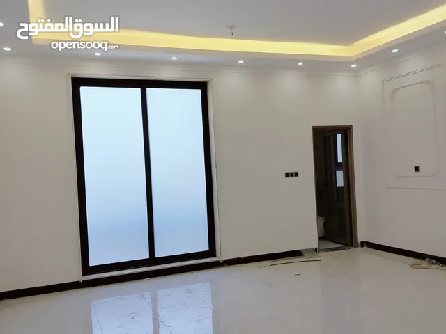 120 m2 4 Bedrooms Villa for Rent in Basra Mnawi Basha