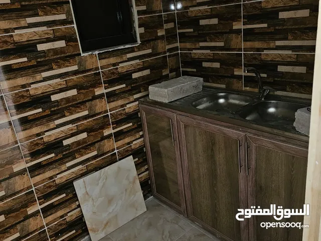 100 m2 1 Bedroom Apartments for Rent in Salt Al Balqa'
