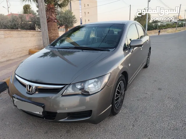 هوندا سيفيك 2006 بنزين للبيع في عمان 2006 Honda Civic V-Tech 1.8 L for Sale in Amman