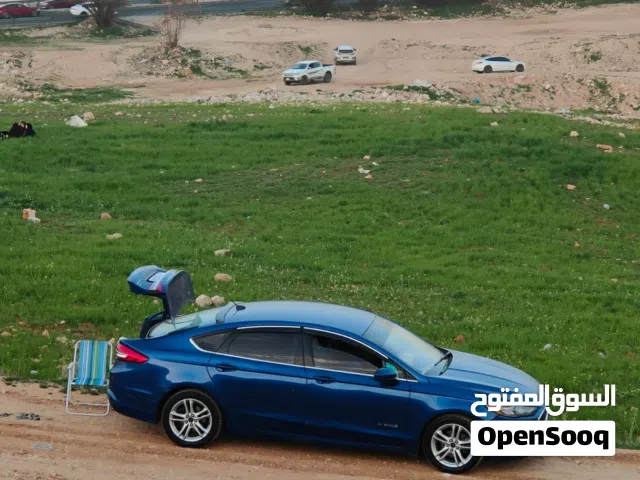 2018 فورد فيوجن SE