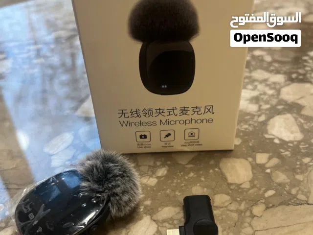 مايك لاسلكي R8 احترافي للهواتف (آيفون/تايب سي) - جديد غير مستخدم