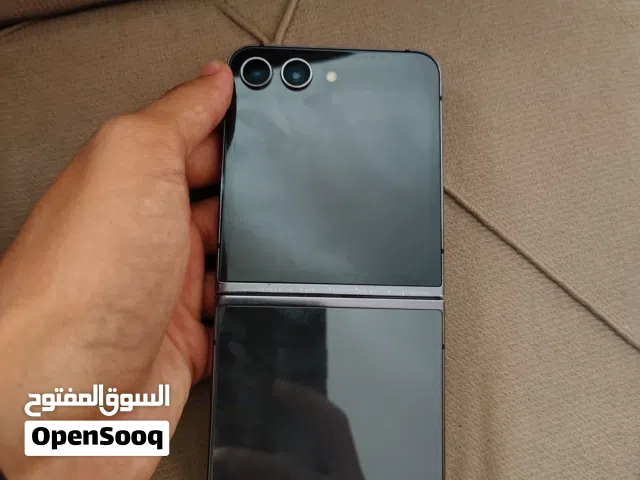 للبيع: Samsung Galaxy Z Flip 5