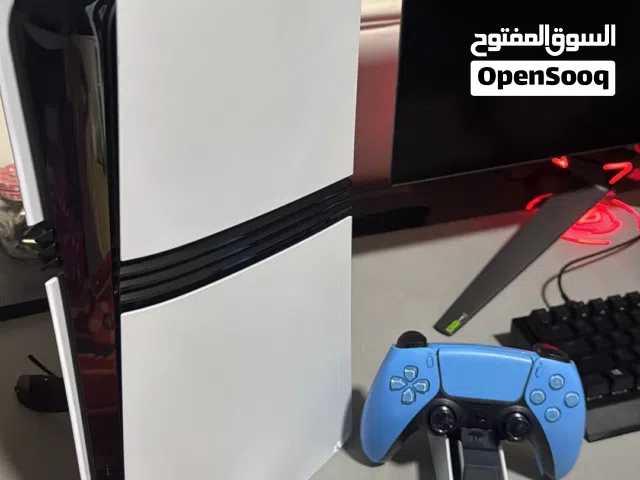 Ps5 PRO 4TB WITH 2 controller and charging station