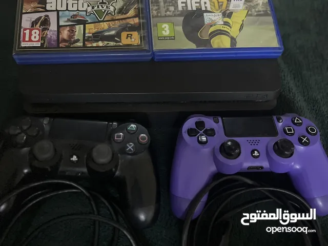 PlayStation 4 PlayStation for sale in Al Dakhiliya