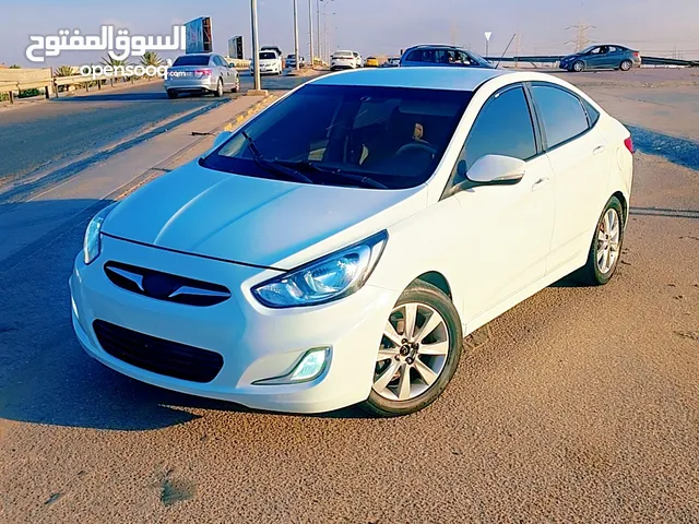 اكسنت 2012 الدار بحالة ممتازه