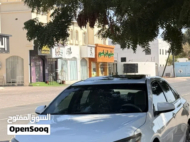 كامري نظيف جدا فال رقم 1/1 جلد ماعليه حكي