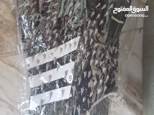 كفوف اداداس اصلي اصلي جميع الأحجام